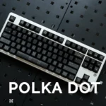 SINOKEY Polka Dot Complete Keyboard - Assembled Black Keycap Set Showcase Complete mechanical keyboard with black polka dot keycaps installed, white keyboard frame, professional gaming setup