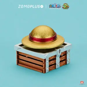 keysfusion-zomoplus-one-piece-luffy-hat-artisan-keycap-7 Side angle rotating straw hat aluminum keycap with treasure chest craftsmanship detail