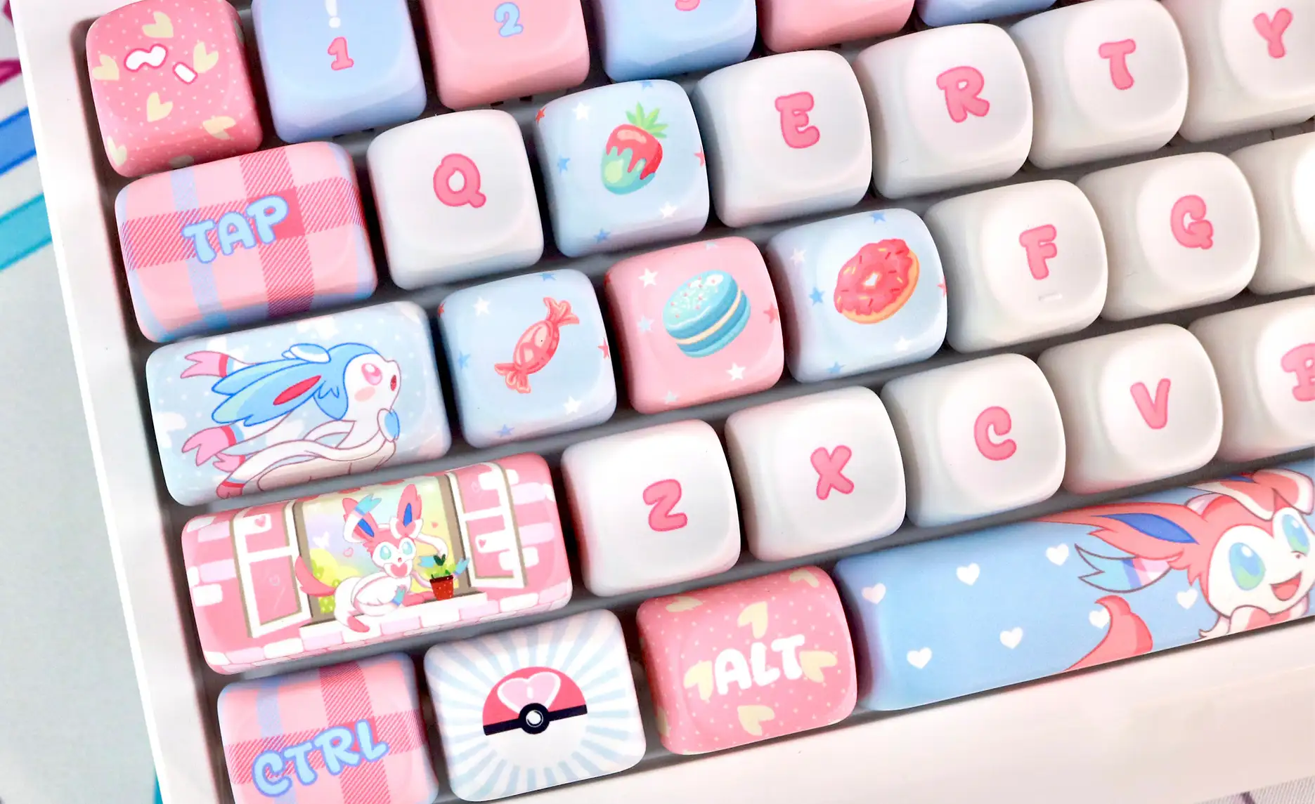 MOA PBT Keycap — Surface Texture and Dye-Sublimation Legends Close-up of MOA profile PBT keycap surface showing matte texture, spherical top depression, and dye-sublimation legends