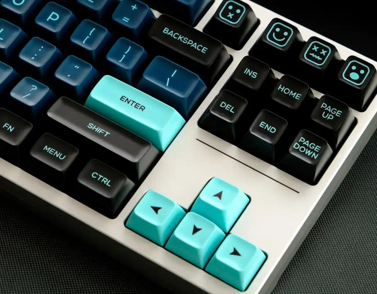 MOA vs SA Profile — Height Comparison Height comparison of MOA profile keycaps vs SA profile keycaps