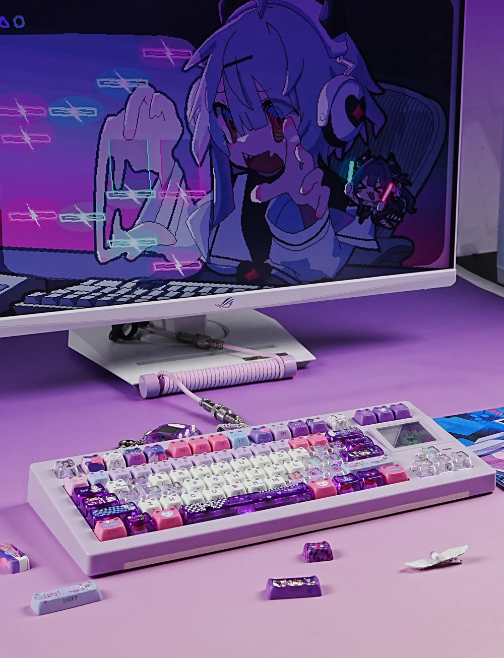 Yunyun Denpa MAO Profile keycaps on a white mechanical keyboard with a purple anime display